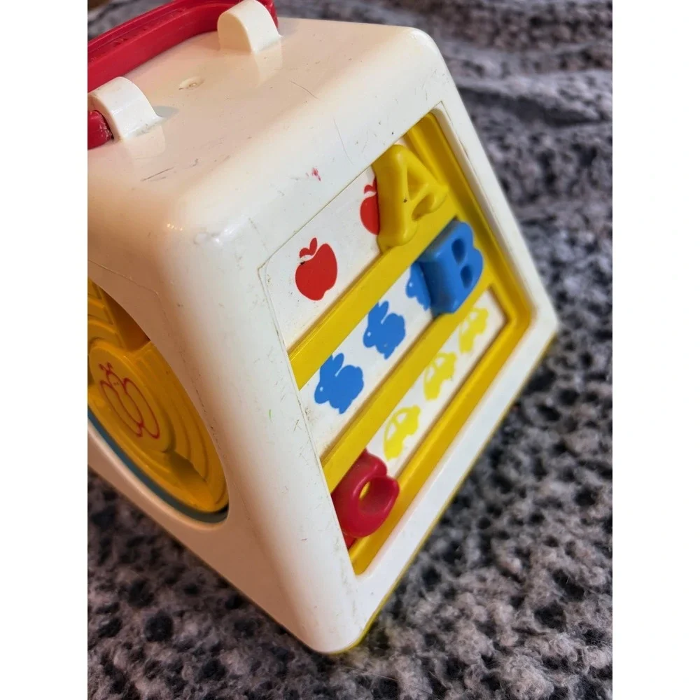 Fisher Price #1021 Vintage 1988 Baby‎ Rotating Turn And Learn Activity Pyramid